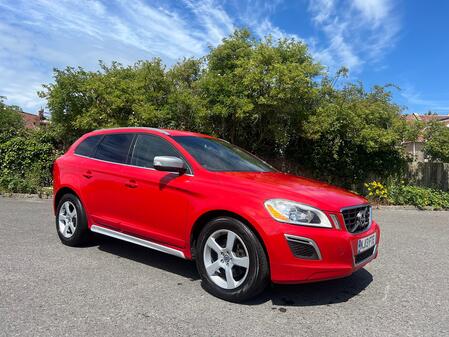 VOLVO XC60 2.4 D4 R-Design