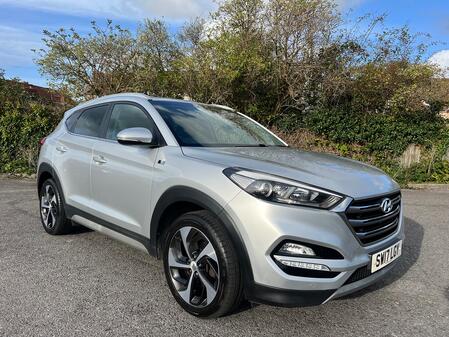 HYUNDAI TUCSON 1.7 CRDi Blue Drive Sport Edition