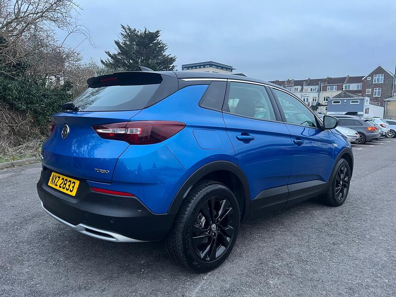 VAUXHALL GRANDLAND X