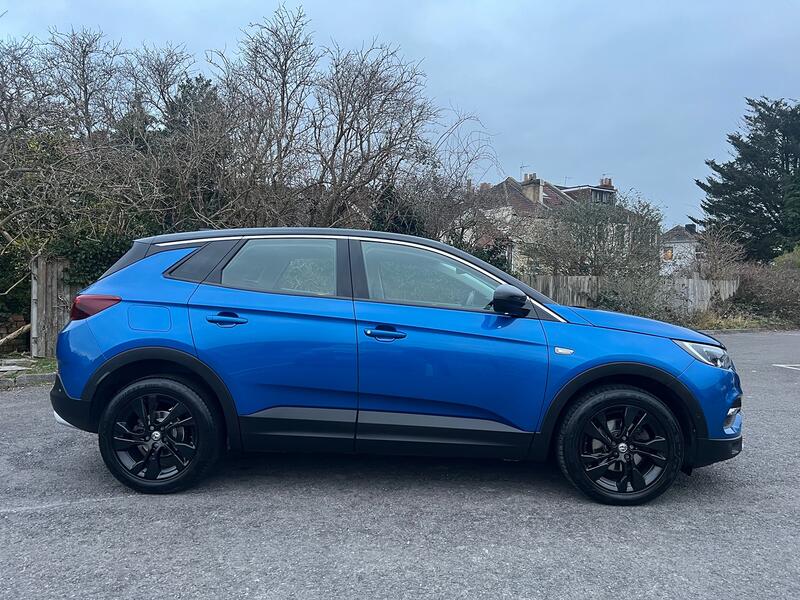 VAUXHALL GRANDLAND X